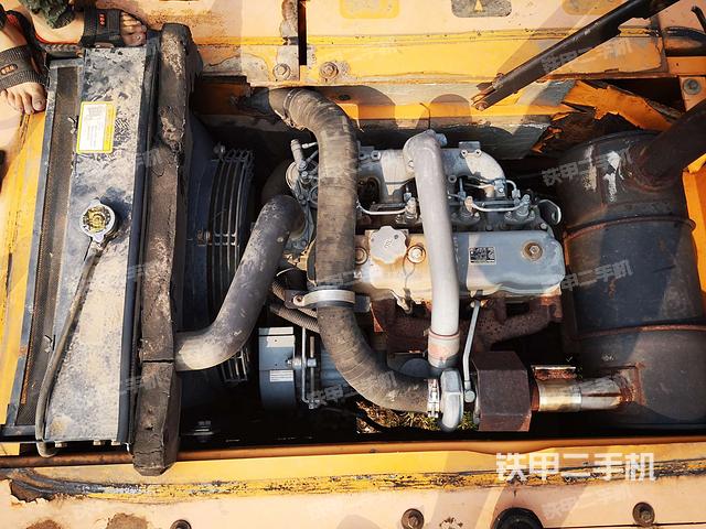 发动机室（上车部件）