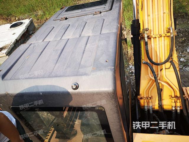 驾驶室顶部俯视（上车部件）