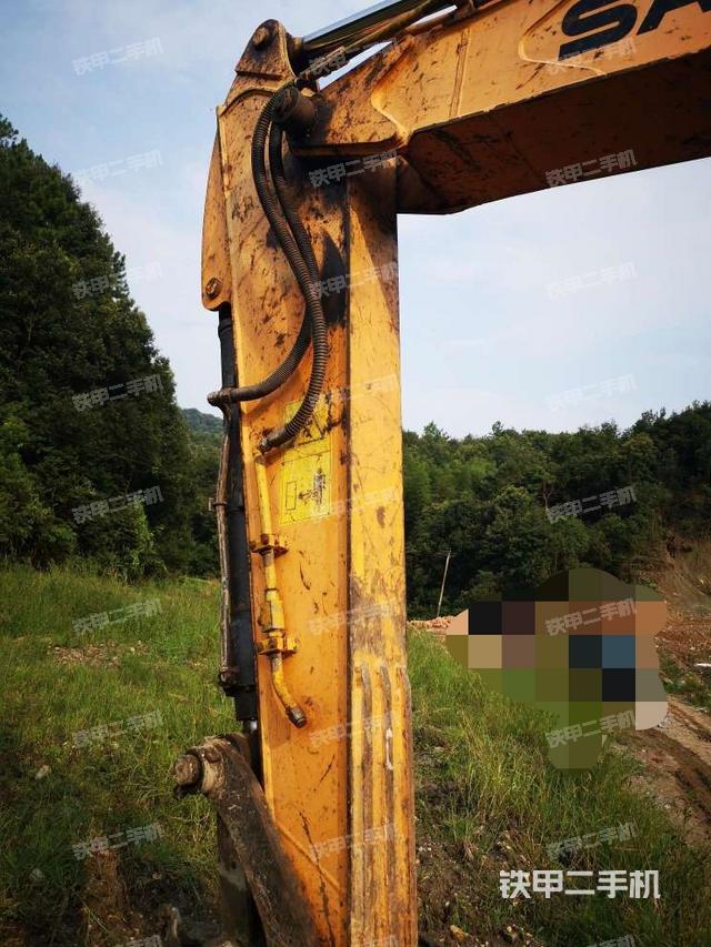 小臂整体左后（工作和回转装置）