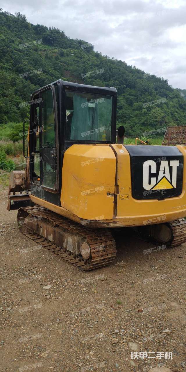 卡特彼勒306e2小型液压挖掘机