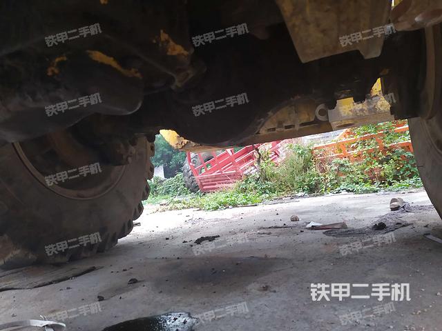 后驱动桥（液压/传动系统）