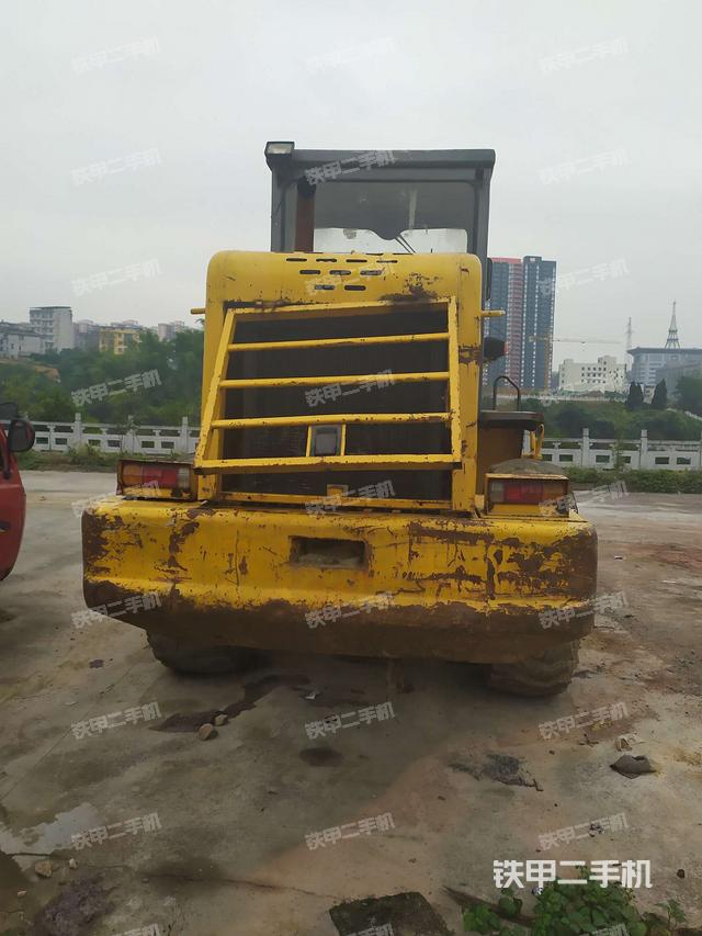 正后方（整机外观）