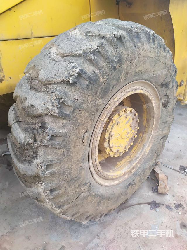 右后轮（行走机构）