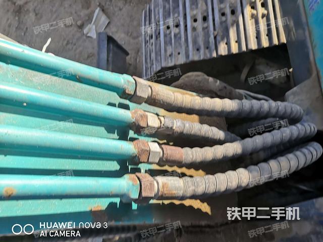 大臂背部俯视（工作和回转装置）