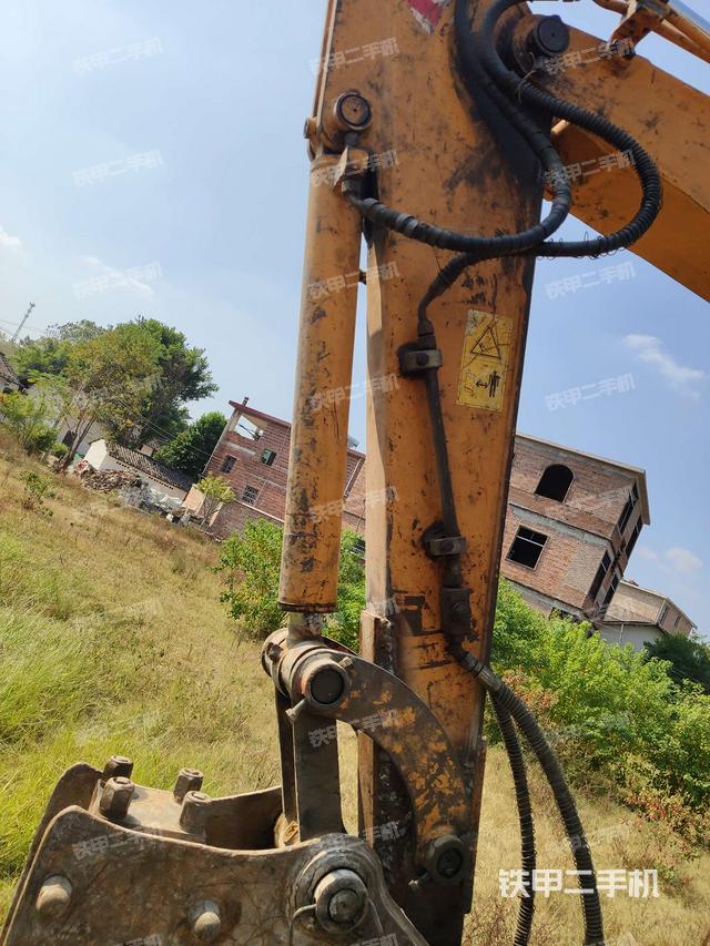 小臂整体左后（工作和回转装置）