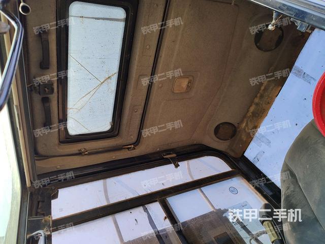 顶棚整体（驾驶室部分）