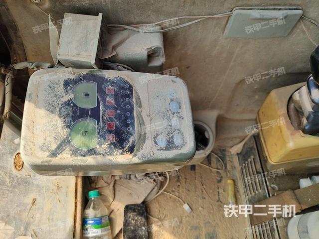 显示屏 （驾驶室部分）