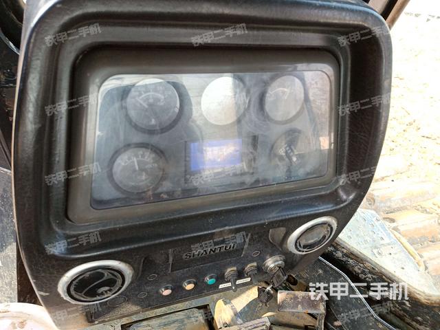 仪表盘（驾驶室/操作室）