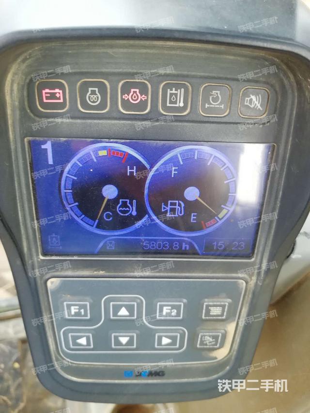 小时表(驾驶室部分) 小时表(驾驶室部分)