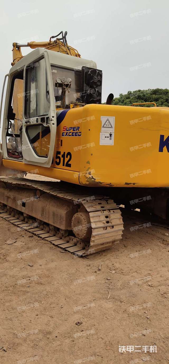 加藤hd510挖掘机