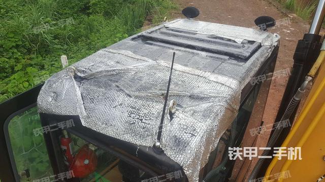 驾驶室顶部俯视(上车部件) 驾驶室顶部俯视(上车部件)