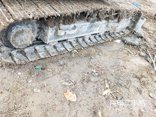 左侧履带整体 （行走机构）