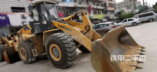 右前45°（整机外观）