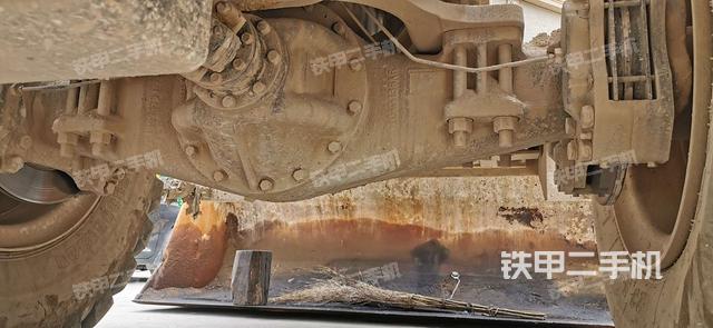 后驱动桥（液压/传动系统）