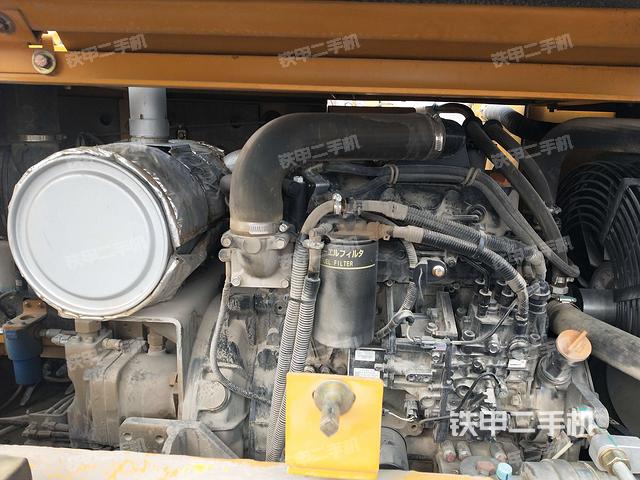 发动机室（上车部件）