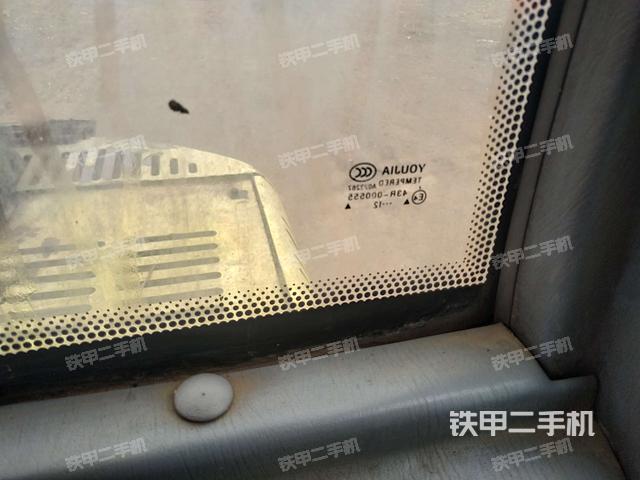 后窗玻璃角标(驾驶室部分) 后窗玻璃角标(驾驶室部分)