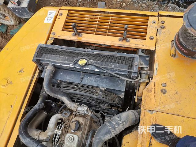 水箱+风扇特写(上车部件) 水箱+风扇特写(上车部件)