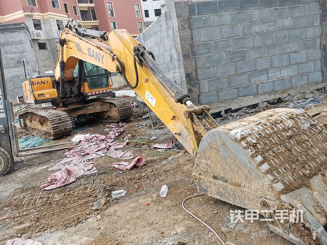 右前45(整机外观) 右前45(整机外观)