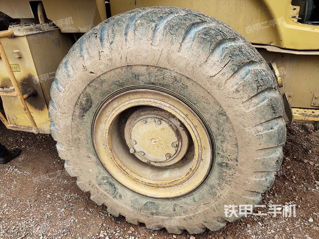 左后轮（行走机构）