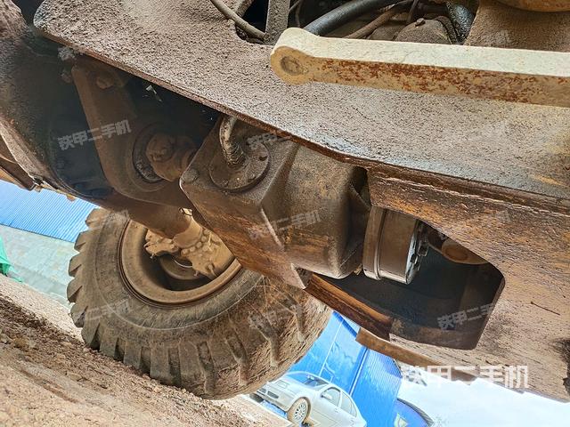 后驱动桥（液压/传动系统）