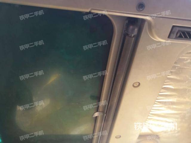 顶棚整体（驾驶室部分）