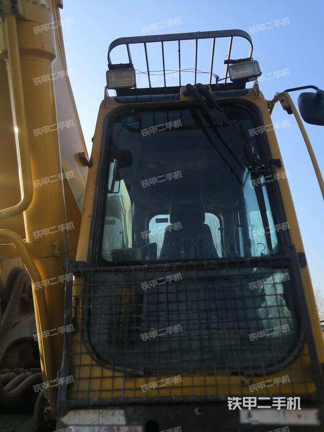 驾驶室正侧（驾驶室部分）