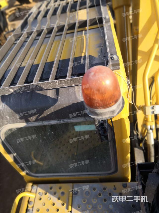 驾驶室顶部俯视（上车部件）