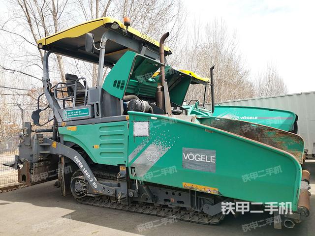 福格勒super18002hd沥青摊铺机