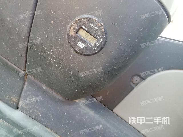 显示屏 (驾驶室部分) 显示屏 (驾驶室部分)