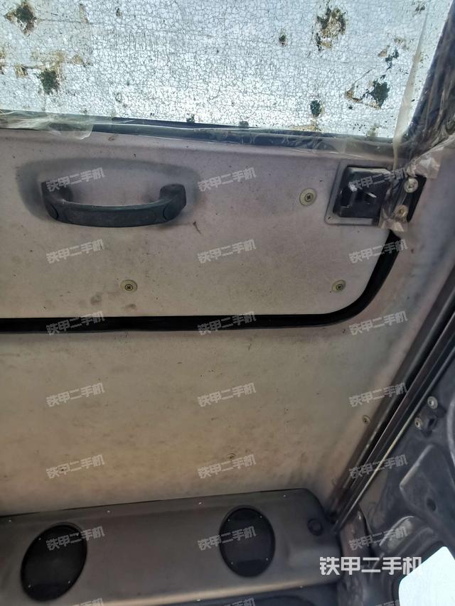 顶棚整体（驾驶室部分）