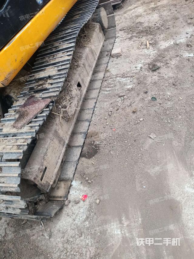 左侧履带整体 （行走机构）