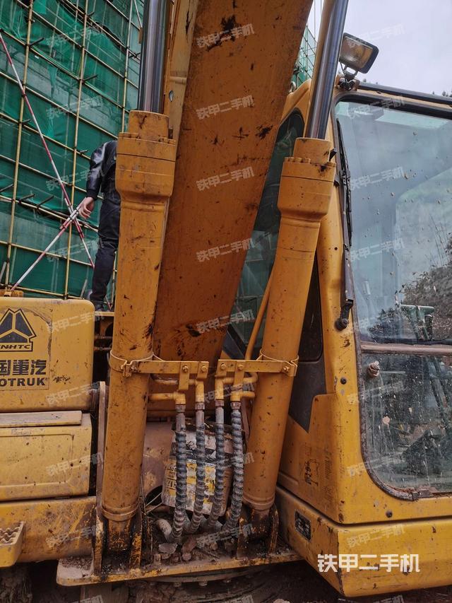 中国重汽海斗hw1308挖掘机