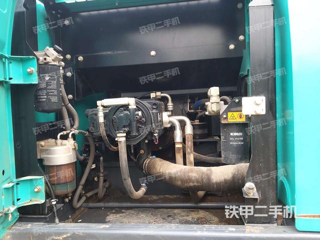 液压泵室（大件舱室）