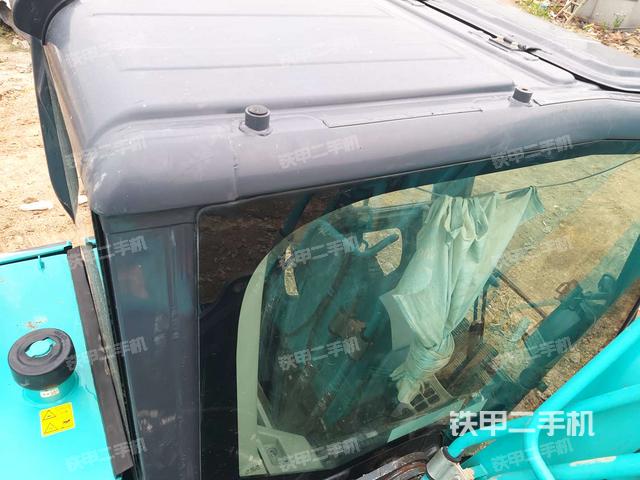 驾驶室顶部俯视（上车部件）