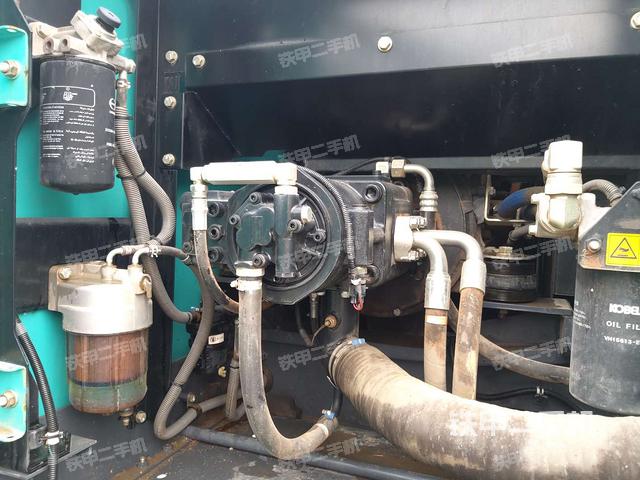 液压泵斜45 右（大件舱室）