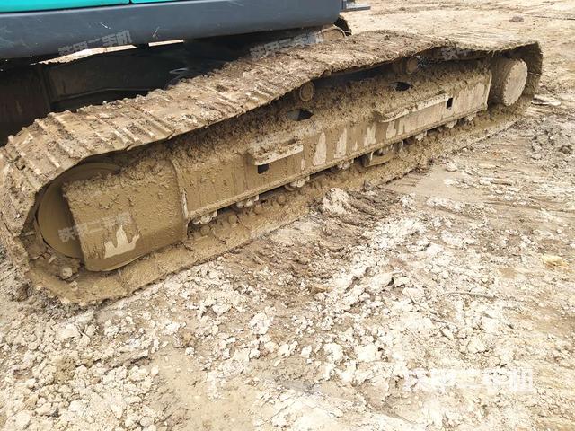 左侧履带整体 （行走机构）