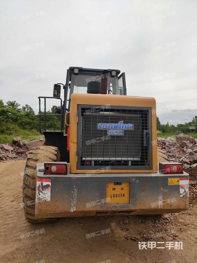 正后方（整机外观）