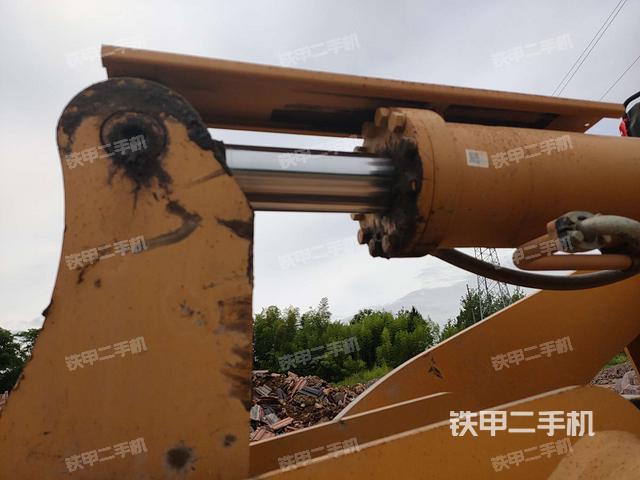 铲斗油缸侧面（工作装置）