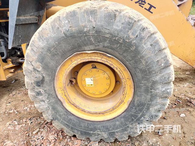 左后轮（行走机构）