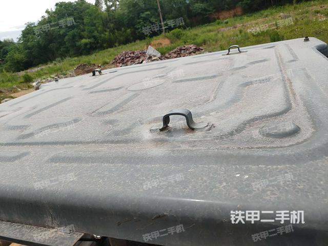 驾驶室顶部 外（驾驶室部分）