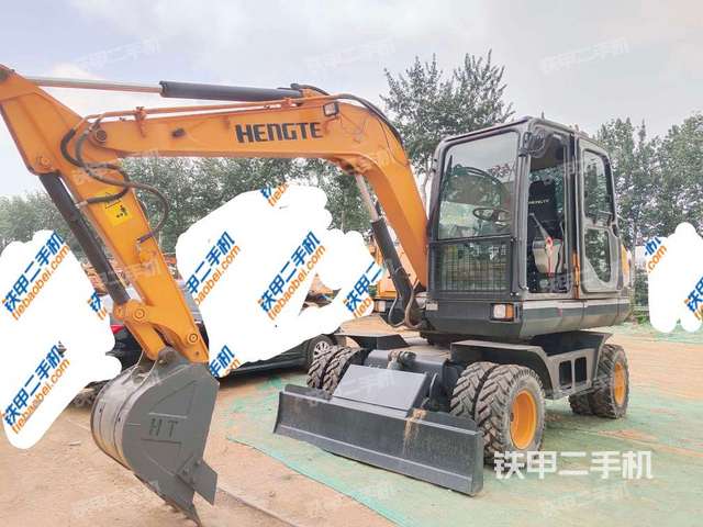 恒特重工HT75W挖掘机