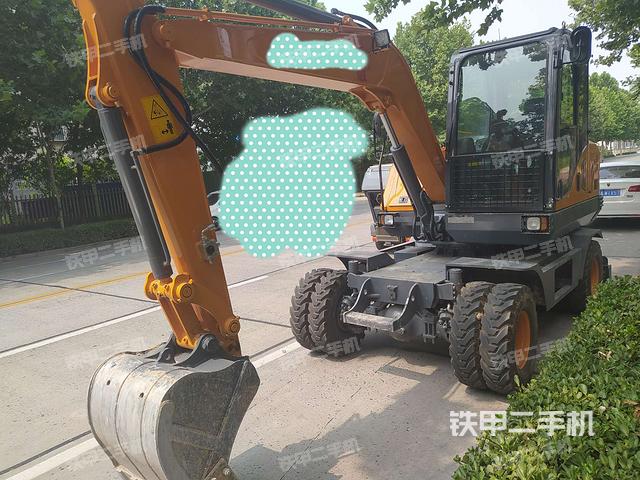 恒特重工HT75W挖掘机