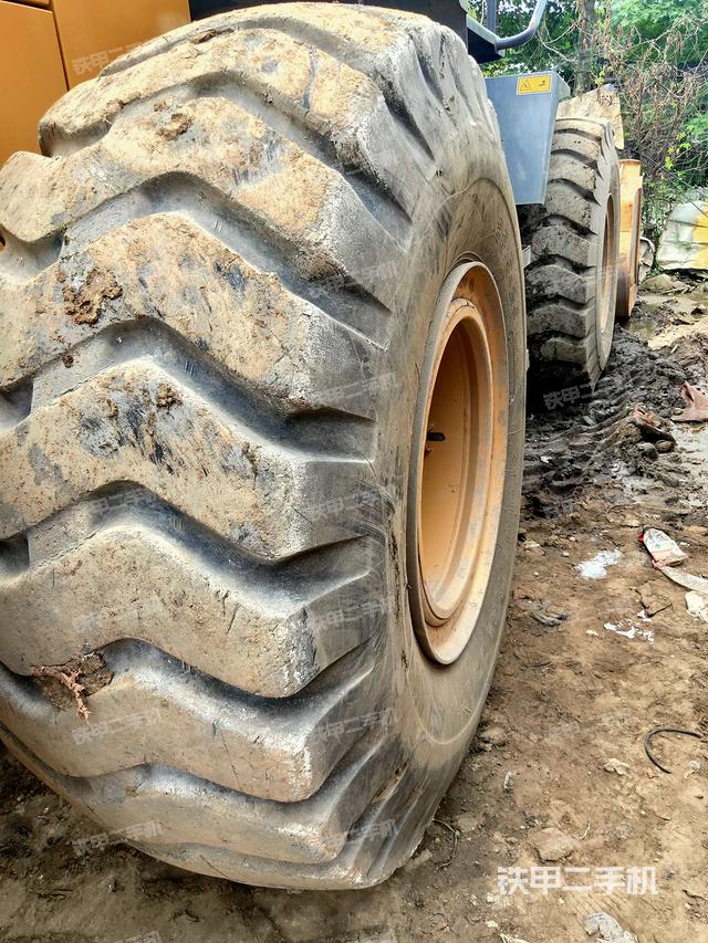 右后轮（行走机构）