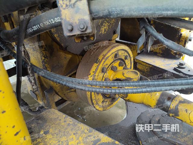 前驱动桥(液压/传动系统) 前驱动桥(液压/传动系统)