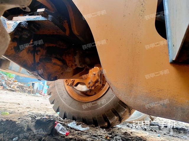 后驱动桥（液压/传动系统）