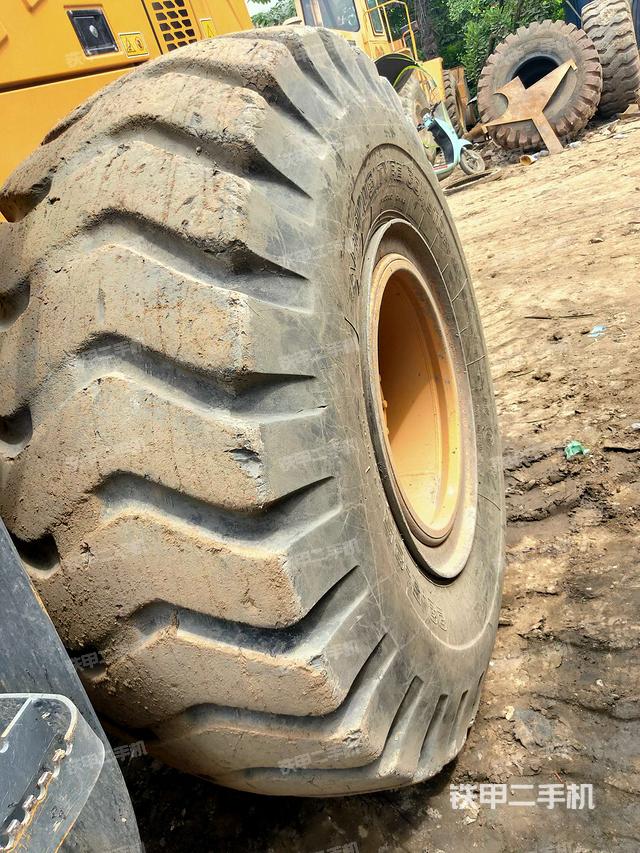 左后轮（行走机构）