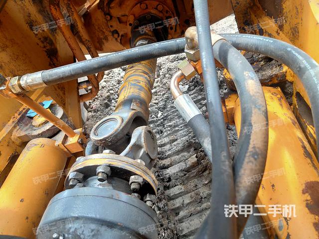 前驱动桥（液压/传动系统）