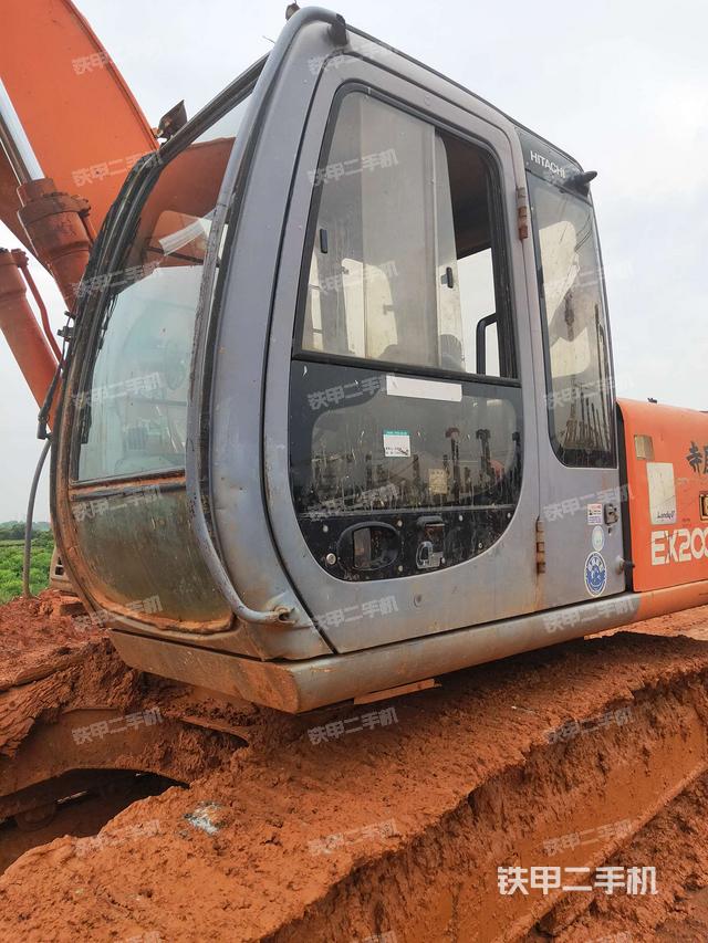 日立zx2005挖掘机