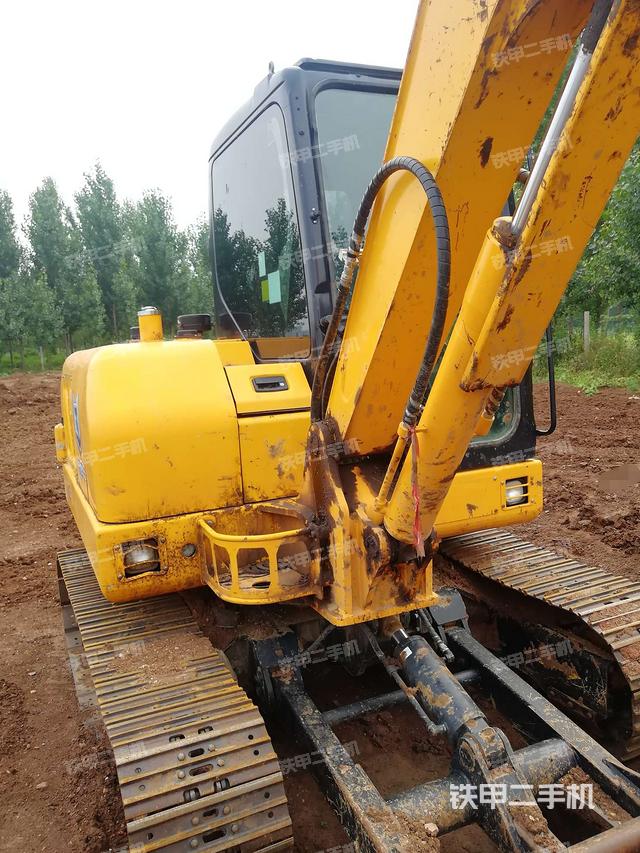 龙工lg6060d挖掘机