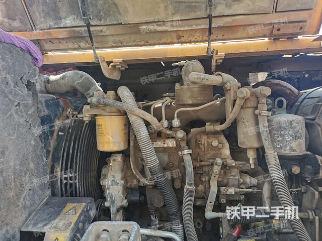 发动机室（上车部件）